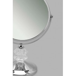 مرآة حمام مزينة باللون الفضي