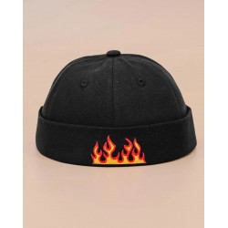 قبعة دوكر مطرزة باللهب للرجال